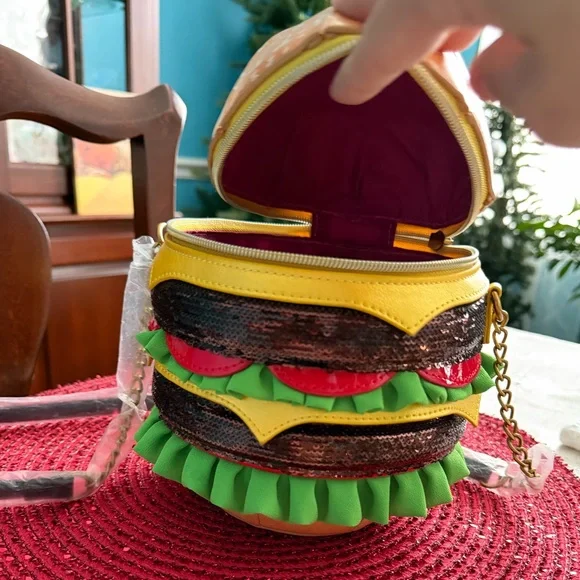 NWOT Betsey Johnson Kitsch Nice Buns Cheeseburger Crossbody - Picture 11 of 14